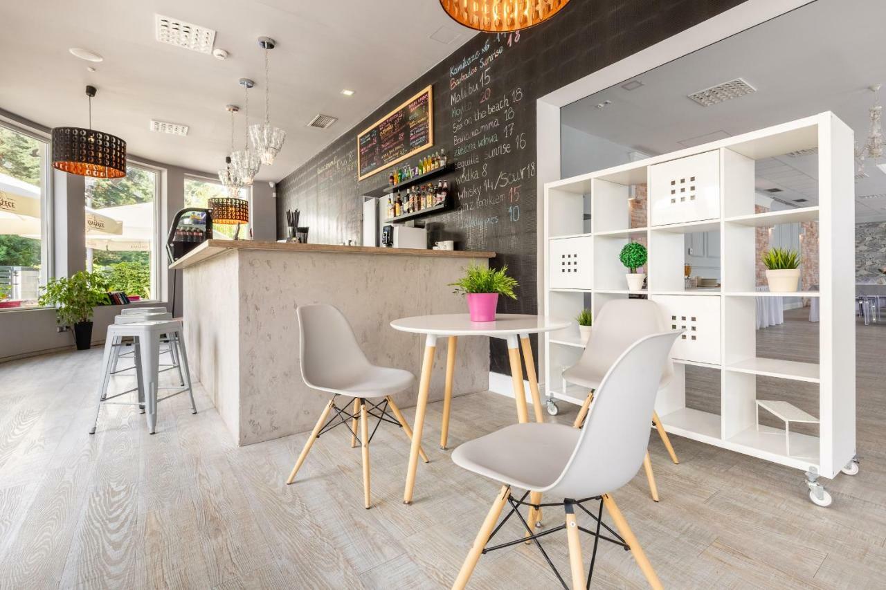 Hotel Perlowy โอคุนินกา ภายนอก รูปภาพ